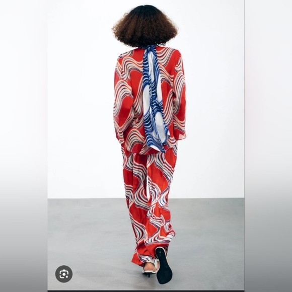 Zara Red and Blue Patterned Blouse - Picture 3 of 8